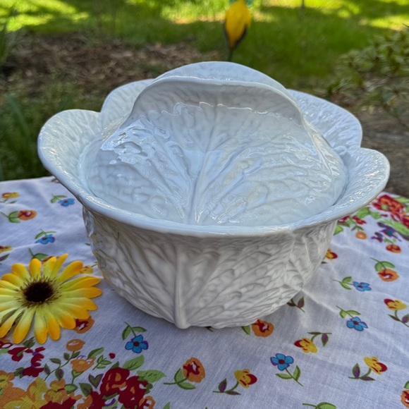 Source Unknown Other - 🩷 Cabbage White; Popular Style Ceramic Soup Tureen w/Lid & Ladle; Great Price!